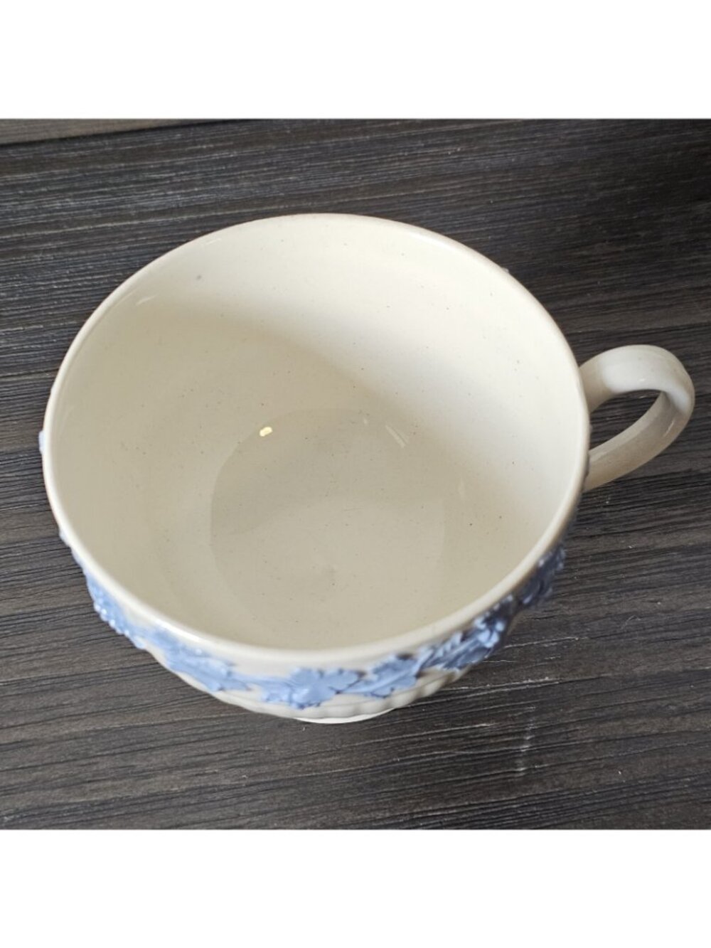 Wedgwood Edme Queensware Blue Raised Grapes Teacup 2.5" vintage grapevine garlan - Picture 9 of 12